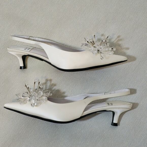Jeffrey Campbell Kitten Heel Slingback White Satin Crystal Embellishment Sz 6.5 - Picture 3 of 7